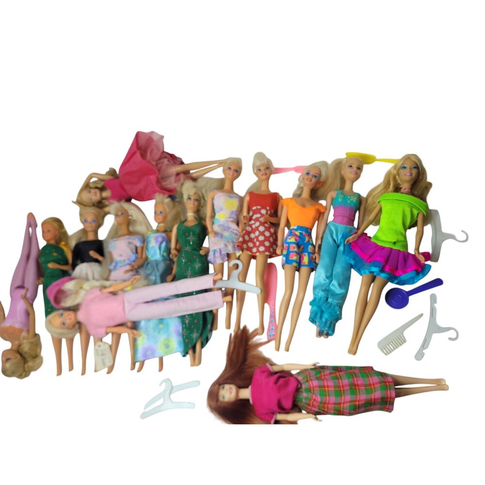 14 Vintage Barbies Clothes & Accessories Lot